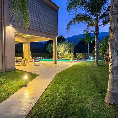 Villa Felenia Vryses 外观 照片