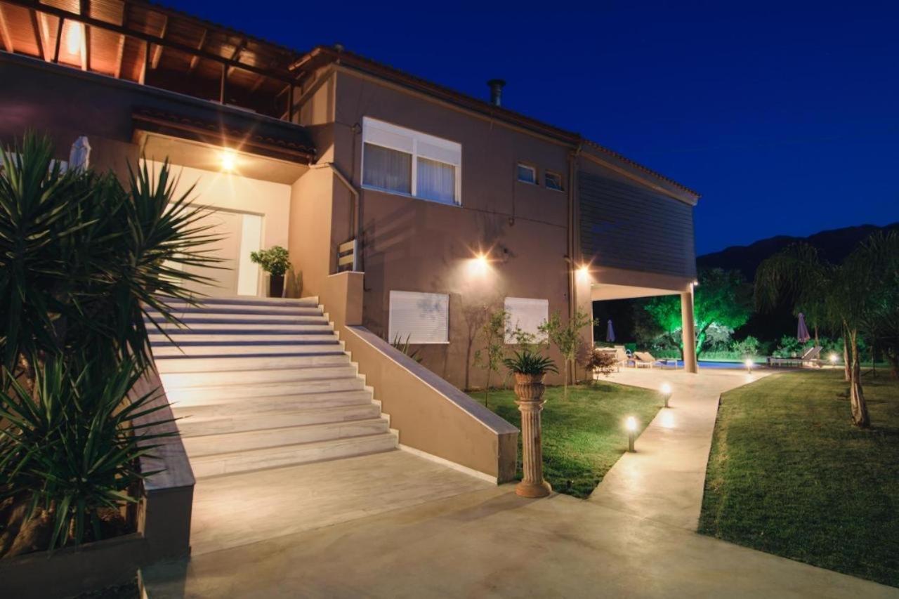 Villa Felenia Vryses 外观 照片